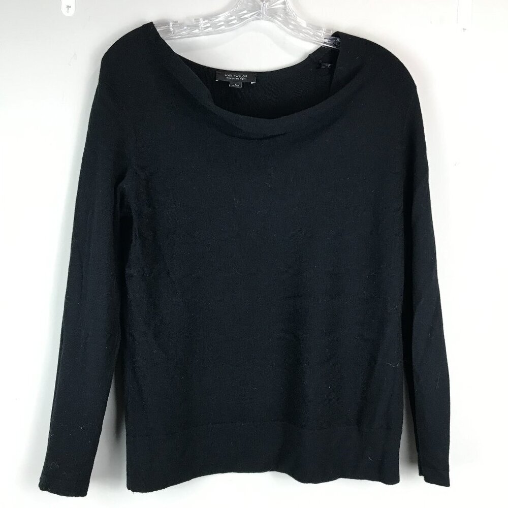 Women's Ann Taylor Black 100% merino wool cowl neck sweater size L